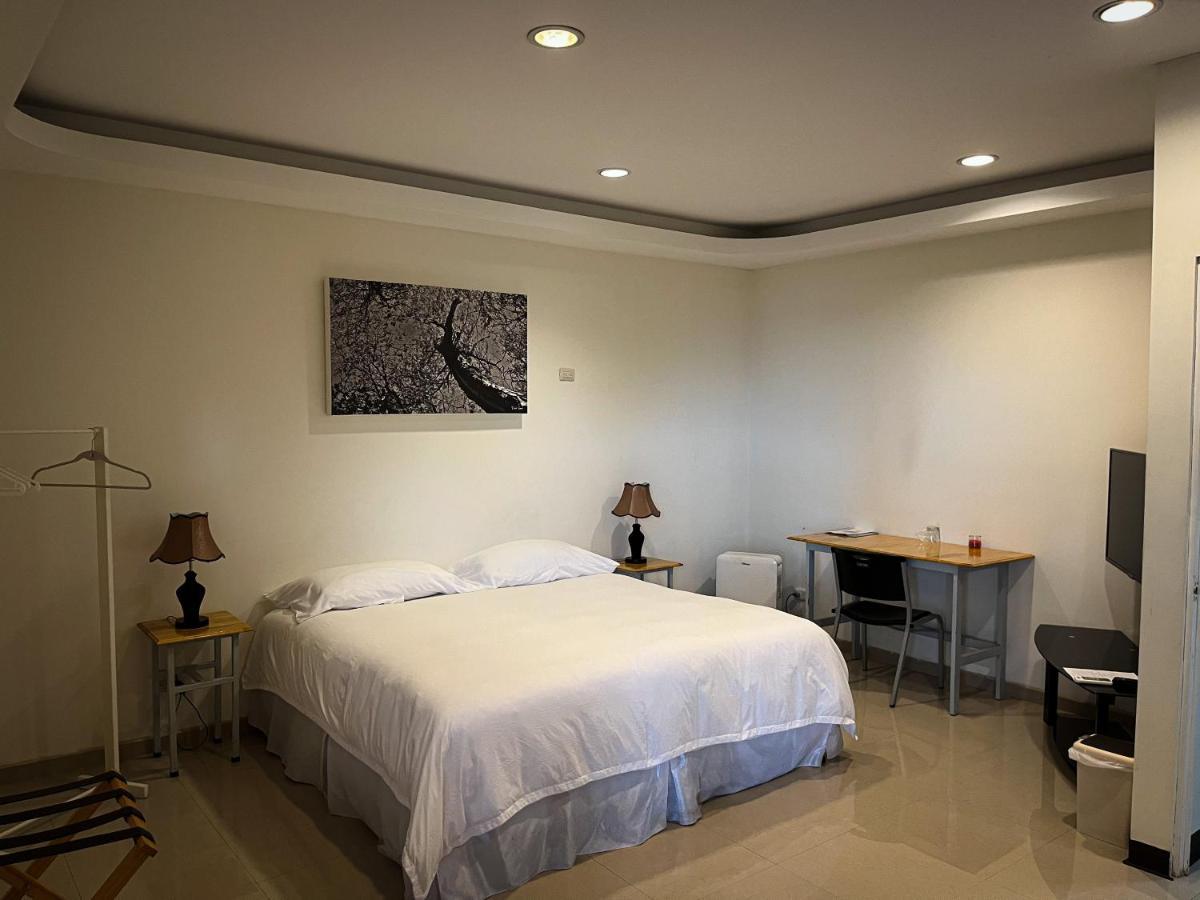 Legacy Boutique Hotel Quesada  Extérieur photo