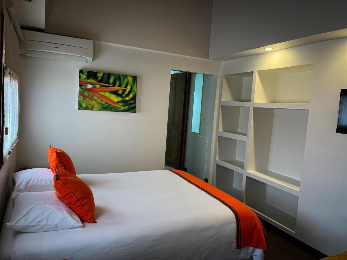 Legacy Boutique Hotel Quesada  Extérieur photo
