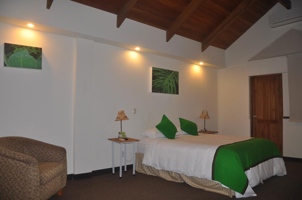 Legacy Boutique Hotel Quesada  Extérieur photo